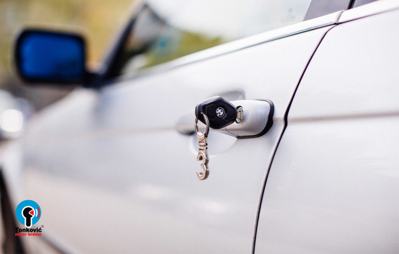 Super Bravar Zagreb, izrada kodiranih auto ključeva.